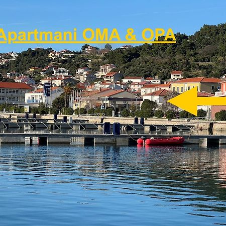 Apartaments Oma & Opa Banjol Exterior photo